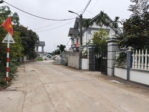 1,95 tỷ sở hữu 300m2 full thổ cư, mặt tiền rộng 14m, đường ô tô tránh,view núi cánh đồng thoáng mát