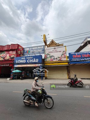 nhà phố 6m x 32m. 157,6m2 thổ cư đúc 2 lầu mặt tiền nguyễn ảnh thủ. ngay lê văn khương (70m)