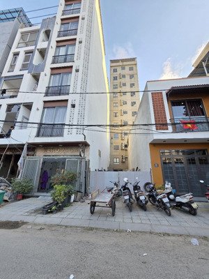 bán đất mỹ khê 1 sát trung tâm tài chịn gần võ văn kiệt