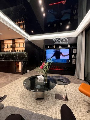 bán nhanh căn góc 3pn 110m2 toà t4. tầng trung, góc hướng nam. view nhạc nước, slot ô tô vĩnh viễn