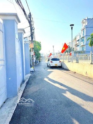 bán nhà 1,5 tầng đường tl19, phường thạnh lộc, q12,dt 46m(4x13). hẻm ôtô, nhỉnh 3 tỷ