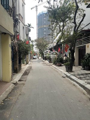 đất đẹp phú thượng 60m², mt 5,2m, ngõ thông ô tô 7 chỗ vào đất - 12,8 tỷ