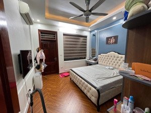 chính chủ bán dương nội 50m 5 tầng phân lô ô tô tránh