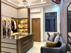 bán nhà mặt tiền kinh doanh ngay 3/2, quận 10 dt:3.4x13m, trệt 4 lầu, sân thượng, giá 13.9 tỷ