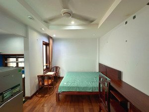 studio full nội thất, cửa sổ cực thoáng ngay sân bay tân sơn nhất, trung tâm di chuyển các quận