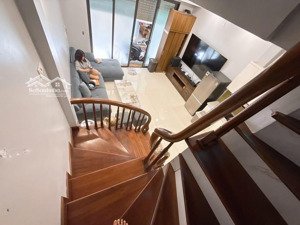 bán nhà ngõ 209 đội cấn ba đình ngõ rộng vài bước ra ôtô nhà đẹp gần phố hơn 9 tỷ ,5 tầng , mt 4,5m