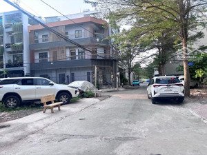 bán nhà kdc the sun nhà bè - đường 6m - xe hơi ngủ trong nhà - chỉ 6,8 tỷ