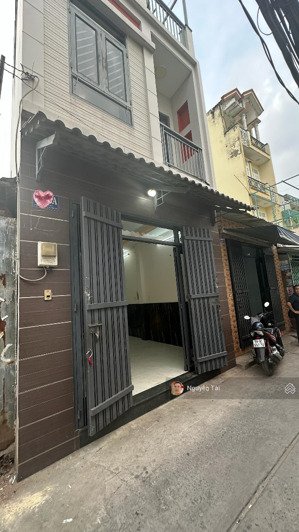 hot, bán gấp nhà riêng lê văn quới, 104m2, 3 tầng, ngang 8m, sát mặt tiền, chỉ nhỉnh 7 tỷ.