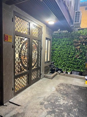 bán căn hộ tập thể tầng 1 đại học sư phạm, trần quốc hoàn, cầu giấy, dt 80m2 2pn, ở, kd, giá 5.x tỷ