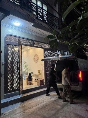 hữu hòa, cách linh đàm 1.5km, 54m2 4 tầng, 5,75 tỷ, ngõ ô tô