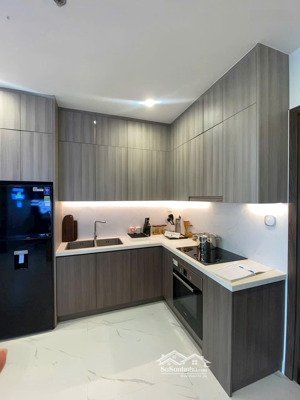 căn view đẹp 1pn + the opus opne dt ~60m2 siêu lớn view trực diện quảng trường giảm 630tr