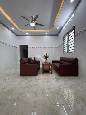 chủ cần tiền bán nhà mặt tiền đường 79 phước long b q.9 (hcm)