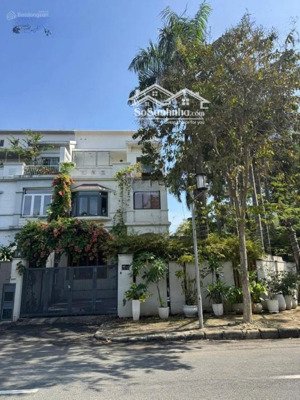 chính chủ chuyển nhượng biệt thự góc mỹ thái 1 đường c, phú mỹ hưng quận 7 -233m2 - 85 tỷ