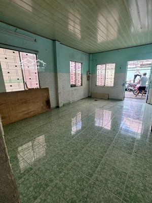 chính chủ bán nhà căn góc hẻm xh - nguyễn thị tần, p. chánh hưng