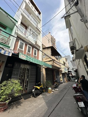 bán nhà quận 11 hẻm 6m vuông đẹp xe hơi tới nhà.