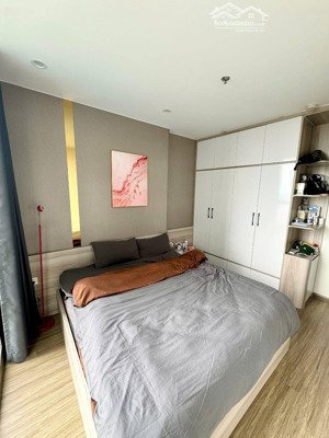 đất xây chdv - 80m2 * mt:5m , ô tô đỗ cửa - 2 thoáng - gần phố - sổ vuông đẹp - ngõ thông