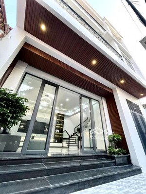 hàng hiếm dương nội view hồ mt5m-dt 52m2-5 tầng 11,9tỷ ô tô đỗ cửa, nở hậu,nhà dân xây ở ngay