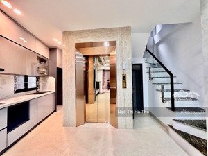 13.x tỷ nhà mới tinh ngay đầu phố ngọc thụy 50m 6 tầng thang máy full nội thất xịn xò