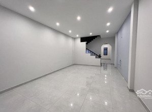 cho thuê nhà mặt tiền đường phạm công trứ 5x20m, giá 23 tr/th