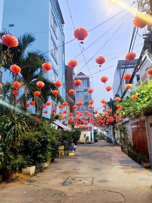 bán nhà hẽm xe hơi trần kế xương phú nhuận 42m2 chỉ 7 tỷ