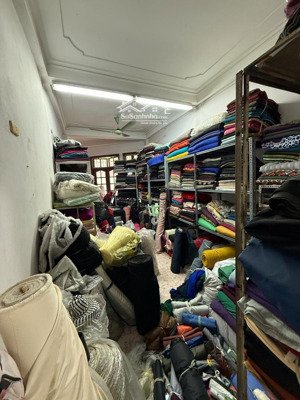 nhà 3 tầng 125m2 giá 68 tỷ tại mặt phố lê thanh nghị