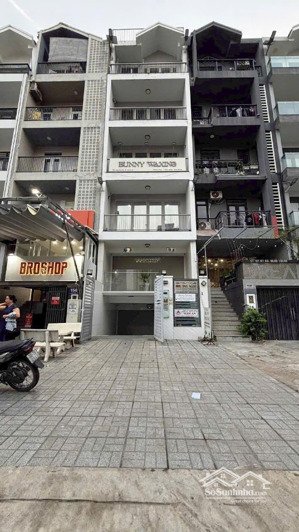 bán tòa nhà mặt tiền kdc him lam q7, 5x20 hầm 4 tầng có hđt 75 triệu/tháng giá 40 tỷ thương lượng