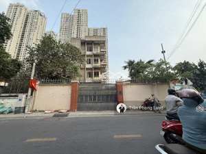 chính chủ cho thuê nhà mặt tiền số 2 trần ngọc diện, p. thảo điền, q2, 14x62m, 868m2, 