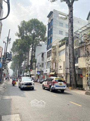 bán nhà trần quang diệu 70m2 ngang lớn 4.7m, 4 tầng 4pn -- 10.5 tỷ