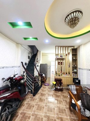 bán nhà trần văn ơn tsn tân phú hxh 37m 3 tầng 3pn 3wc 5.2t