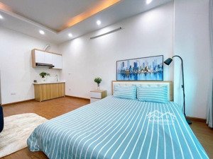 bán tòa chdv dương văn bé - 8 tầng thang máy - ô tô cửa 10m gia phố - khách mua chỉ việc khai thác