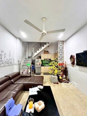 chủ đi nước ngoài - bán gấp nhà 4 tầng full nội thất - hẻm 4m - sát tên lửa - nhỉnh 3.x tỷ