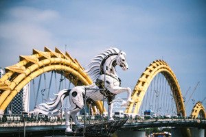 sở hữu ngay toà căn hộ 4 tầng , ngay cầu rồng - 87,2m2 - dòng tiền 45.5tr/tháng - sổ sẵn két