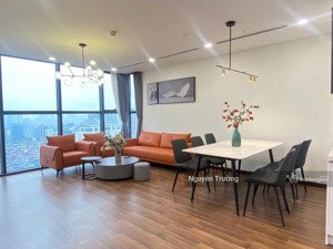 cần bán căn hộ 109m2, 3pn 2vs, full đồ đẹp, căn góc, sổ sẵn, chung cư mipec rubik. giá 12.5 tỷ