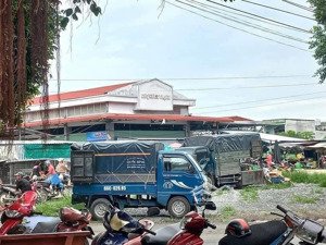 bán đất nền gần chợ hưng thạnh (tân phước , tiền giang). giá 360 triệu