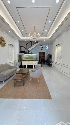 nhà mt . hxh 1333. huỳnh tấn phát, q7. giá chỉ 9,5 tỷ