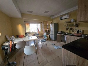 12 tỷ thương lượng, nhà 4 tầng 2 mặt tiền kinh doanh, diện tích : 4 x 20