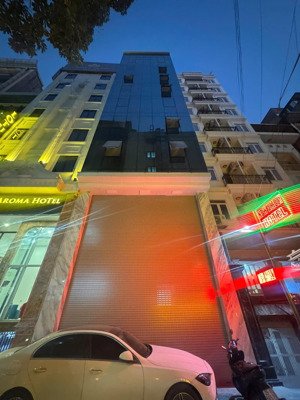 bán toà nhà văn phòng mặt phố lê đức thọ 69,8 tỷ. lh: 