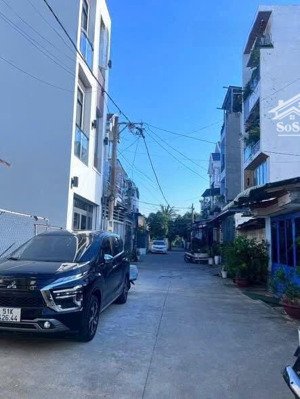 bán lô góc 2 mặt tiền kinh doanh quốc lộ 13,thủ đức,gần vạn phúc 71m2 giá chỉ 6,95 tỷ