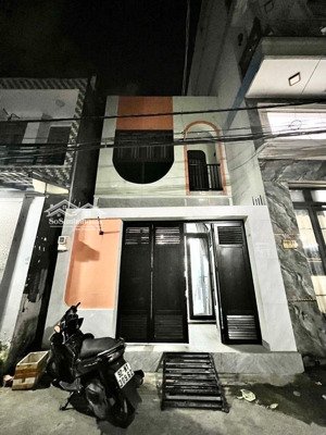 bình tân, lê văn quế, 2 tầng, 4,5x 15m, giá 5 tỷ xíu