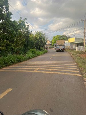 bán đất mặt tiền ql19, mang yang, gia lai, diện tích 1400 m2, ngang 43m, giá thương lượng 9 tỷ