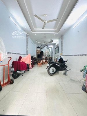 chính chủ bán nhà hẻm ô tô đường phạm văn bạch, 66m2, 3 tầng, giá chỉ 6.89 tỷ