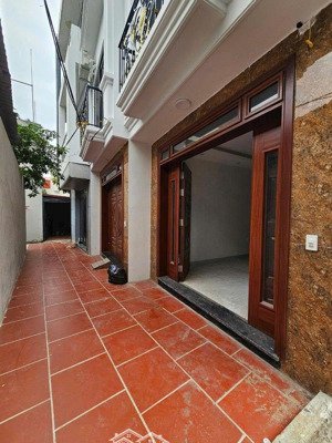 bán nhà yên nội - giãn dân liên mạc gần ô tô, trường học, thoáng đãng 30m 5t 5.8 tỷ. lh 