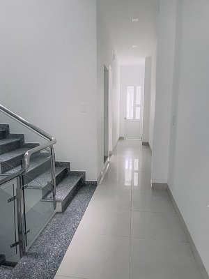 bán gấp nhà mặt tiền lý tự trọng hải châu, dòng tiền ổn định