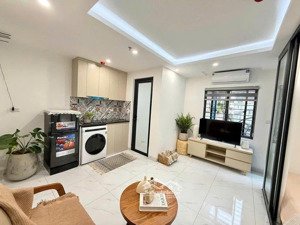 toà chdv liễu giai, 2 thoáng xây mới. 118m2*9, 28pkk, dt 2,5 tỷ/năm. ngõ 3 gác, 50m ra phố, pccc.