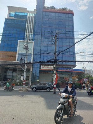 gấp bán nhà đường số 1 nguyễn thị định, diện tích 97m ngang 6.05 dài 16m