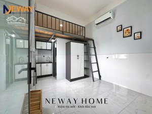 phòng có gác ban công thoáng sáng ngay vườn lài có thang máy, máy giặt chung