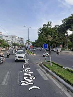 nhà mặt tiền đường nguyễn tri phương , đối diện công viên 29/3 - diện tích 352m2 ngang 8m6