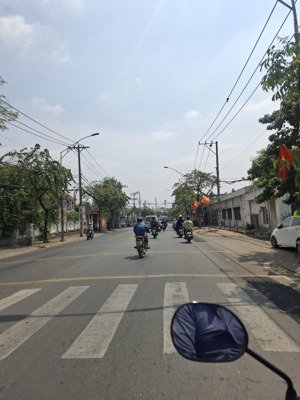 chủ nhà chuyển công tác ra hà nội giảm sâu bán gấp trước tết