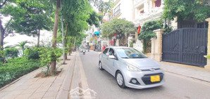 apartment view hồ nhật chiêu lô góc mặt tiền 10m 25 tỷ cách hồ 10m