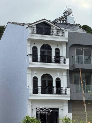 bán căn nhà kqh an sơn, phường 4, đà lạt